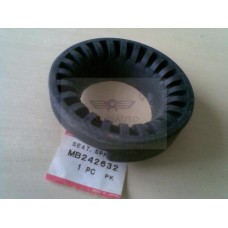 MB242632 AMORTİSÖR HELEZON TAKOZU ÜST LANCER 86
